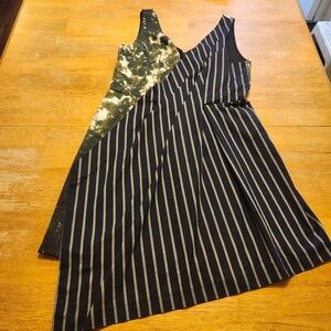 Stylish Black and Green Striped